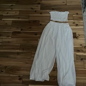 White two piece set